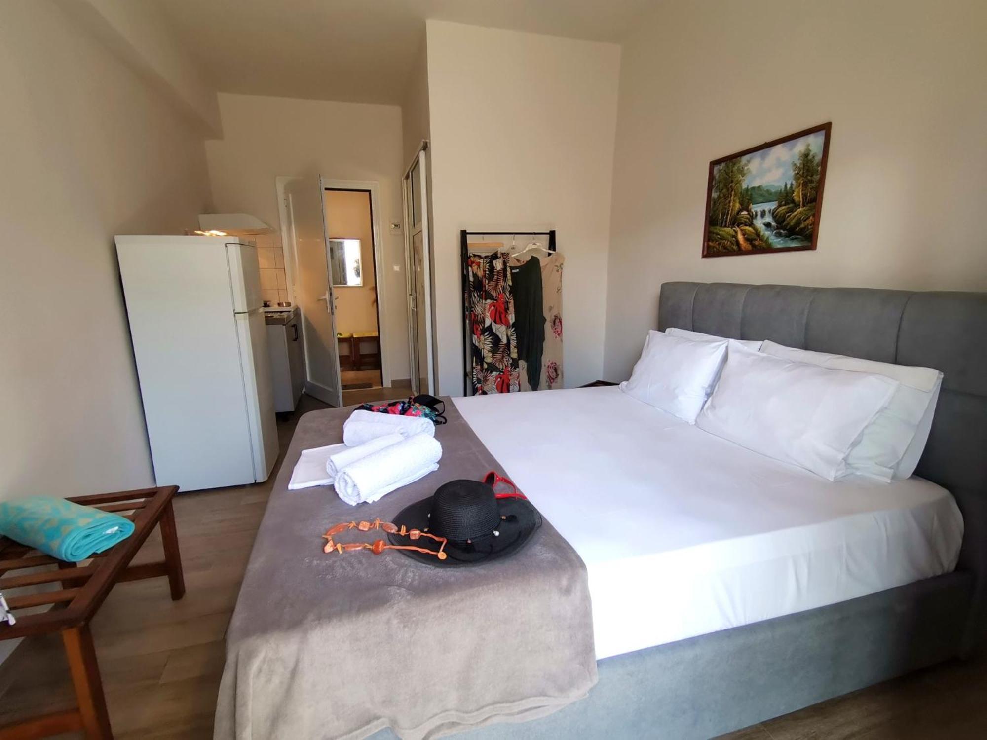 Studios Lia Adults Only -Fully Renovated Криси Амудия Екстериор снимка