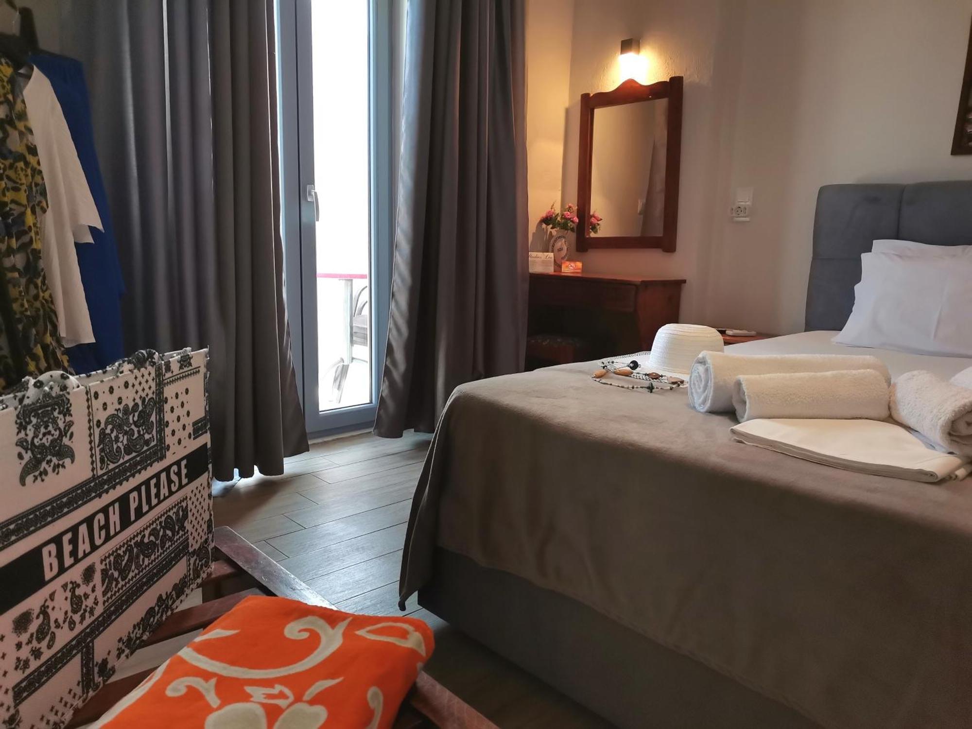 Studios Lia Adults Only -Fully Renovated Криси Амудия Екстериор снимка