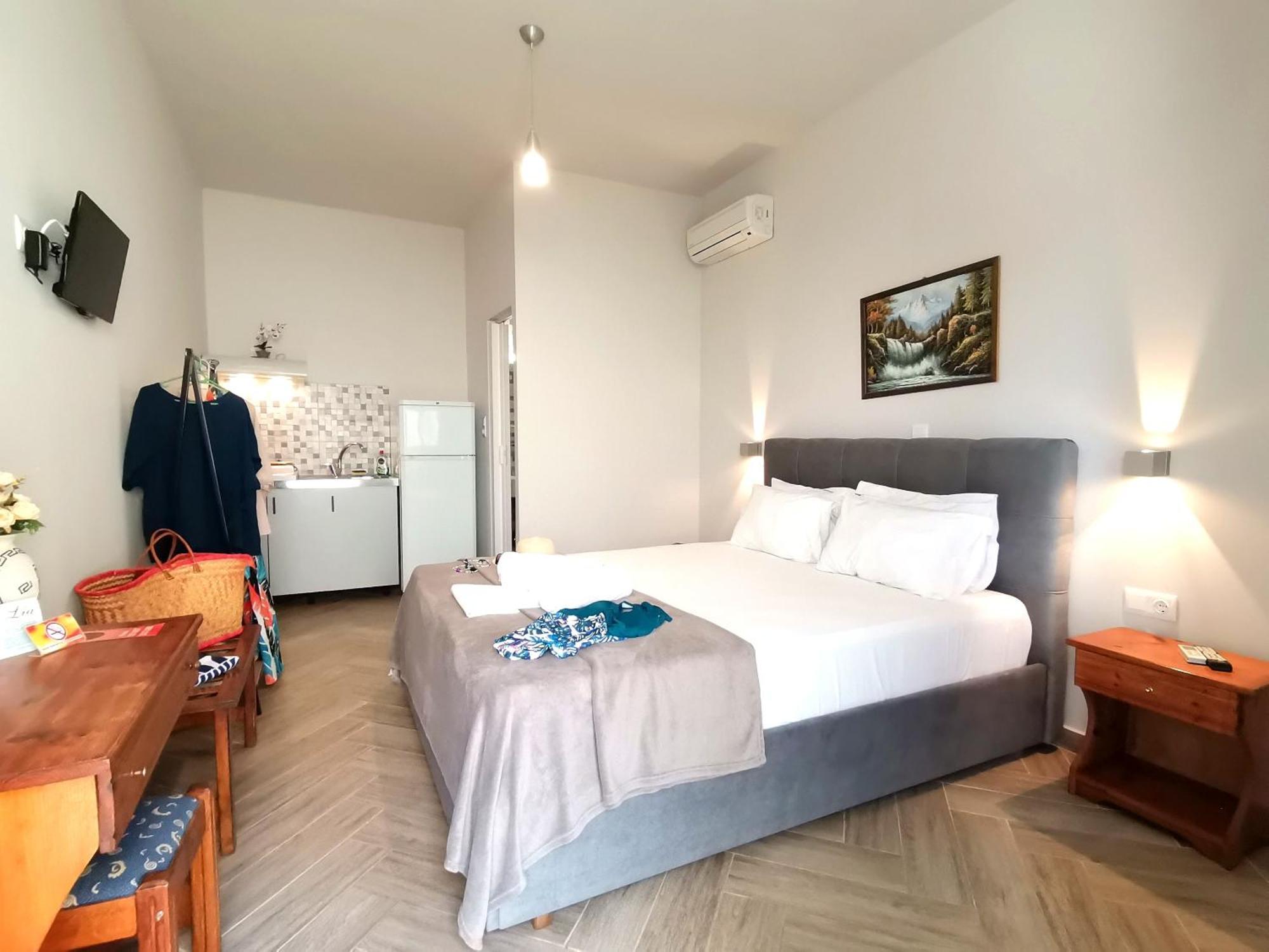 Studios Lia Adults Only -Fully Renovated Криси Амудия Екстериор снимка